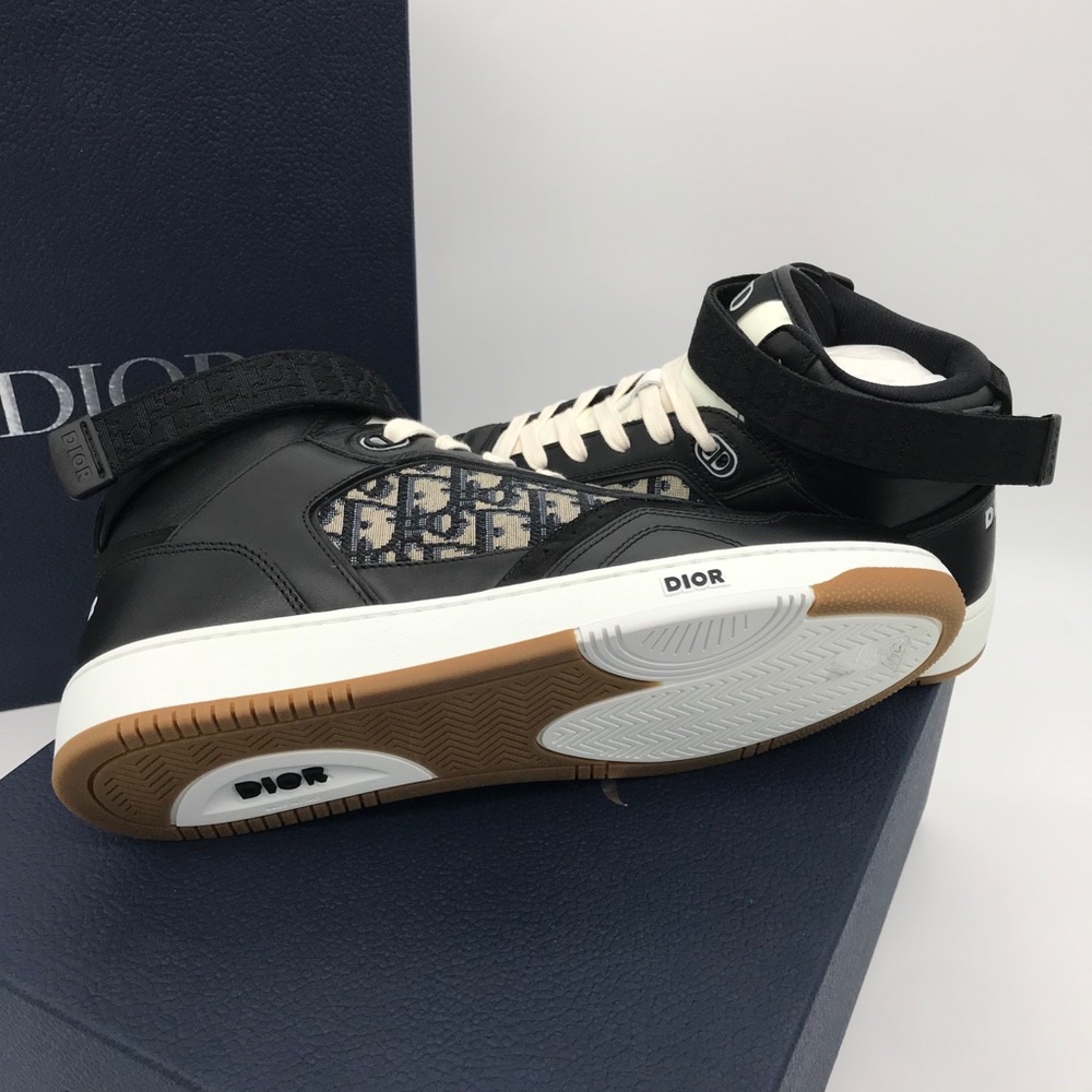 Authentic DIOR Black Smooth Calfskin Sneakers - Picture 10 of 15